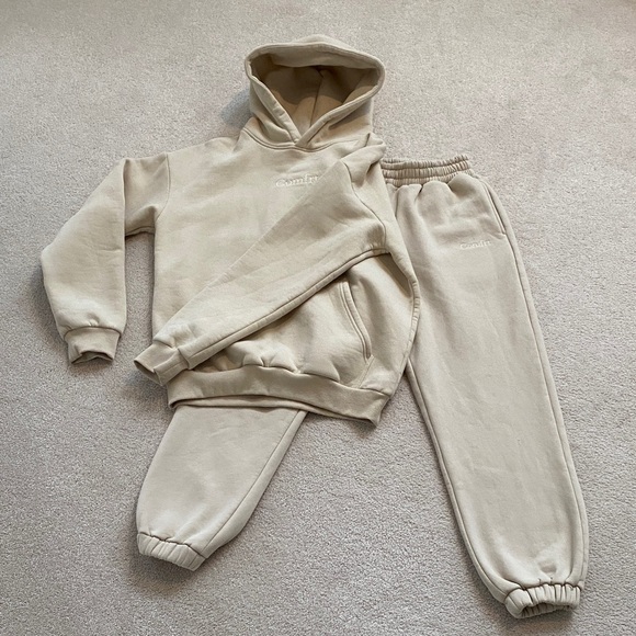 Comfrt Pants - Comfrt Beige Hoodie and Sweatpants Set - Unisex